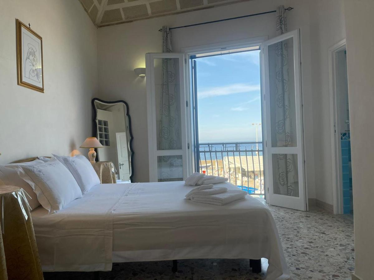 La Camera Sul Porto Hotell Marettimo Eksteriør bilde