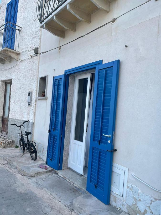 La Camera Sul Porto Hotell Marettimo Eksteriør bilde